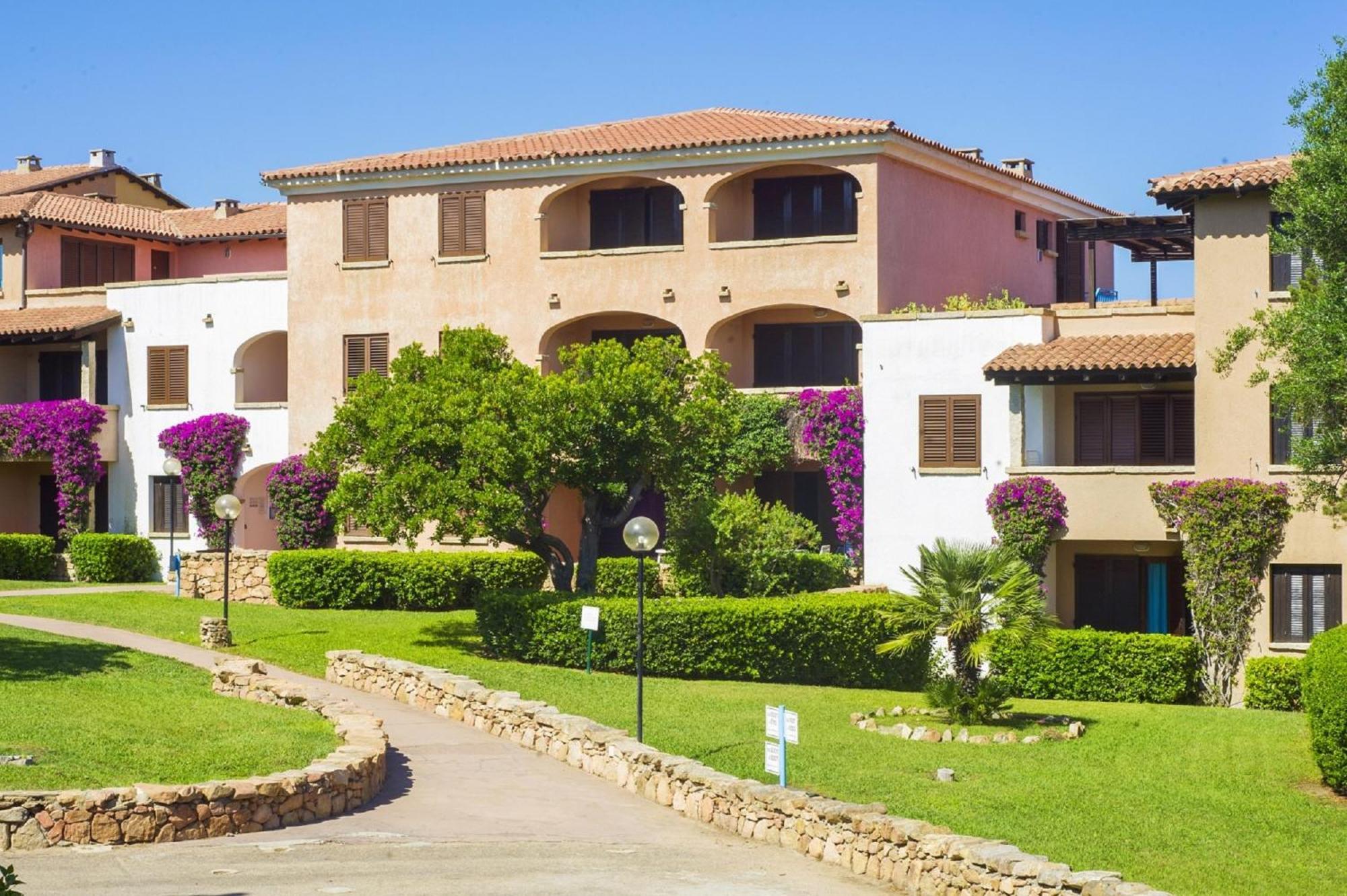 Residence Bouganville Porto Rotondo Exterior photo