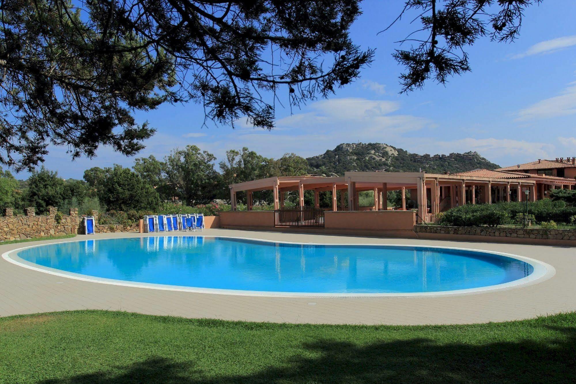 Residence Bouganville Porto Rotondo Exterior photo